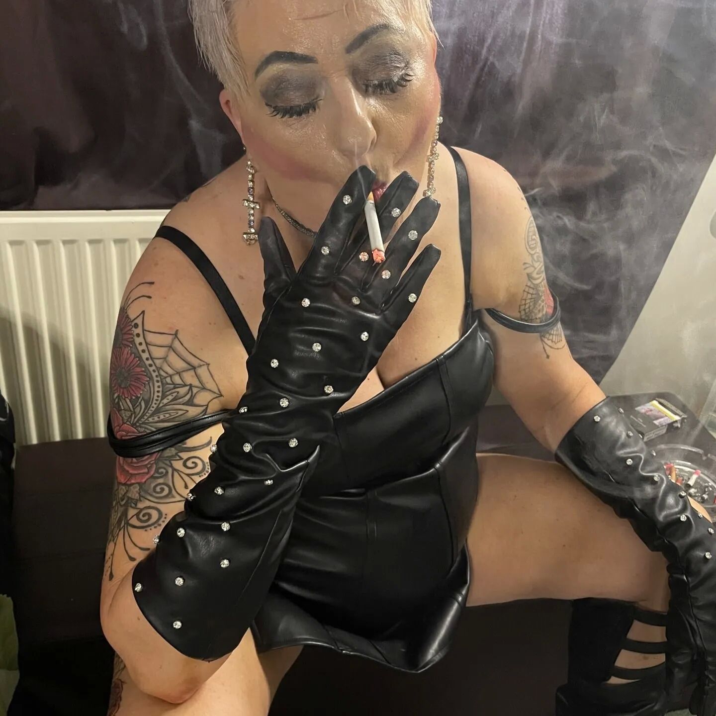 SHIRLEY I AM A WHORE WHO LOVES SMOKING FUCKING