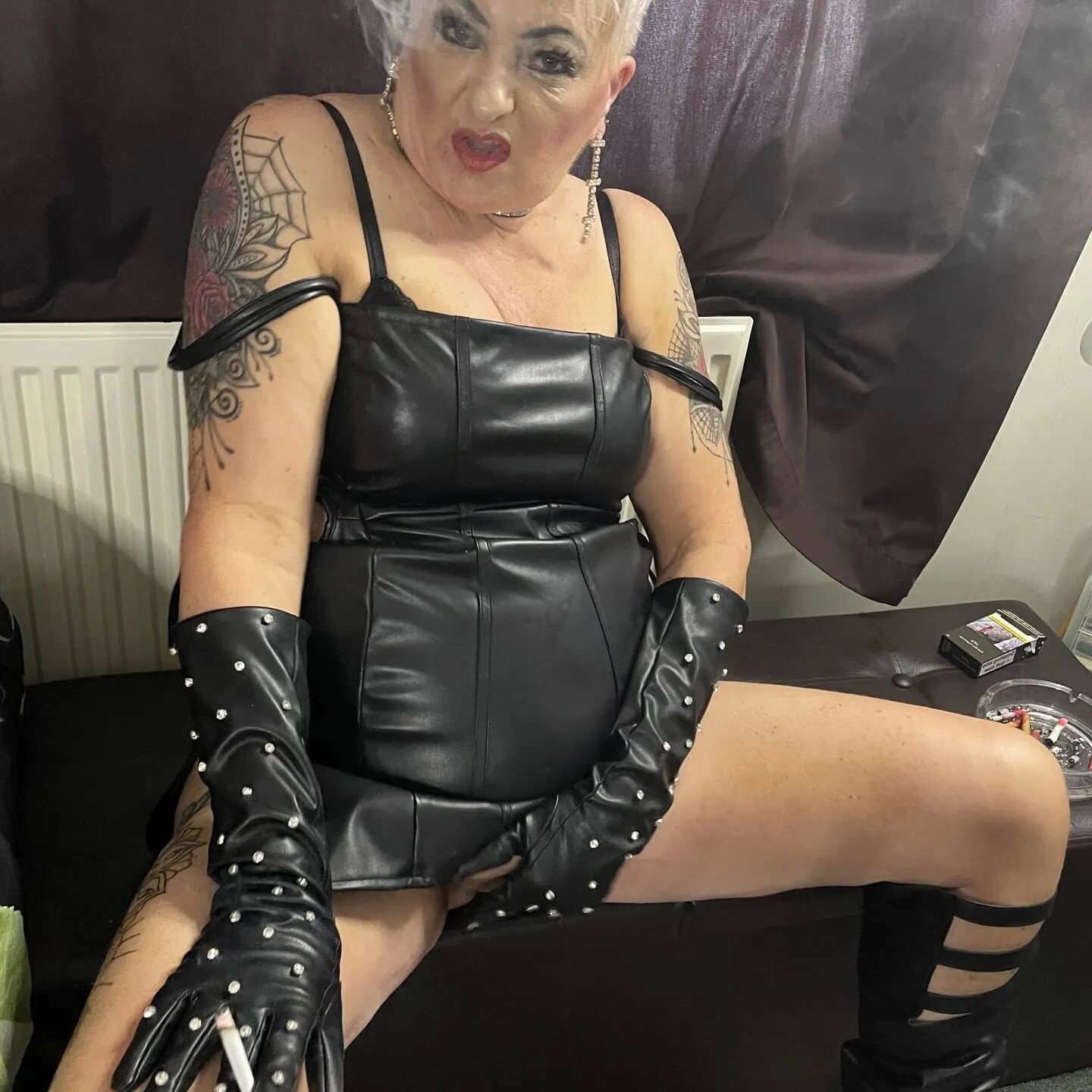 SHIRLEY I AM A WHORE WHO LOVES SMOKING FUCKING