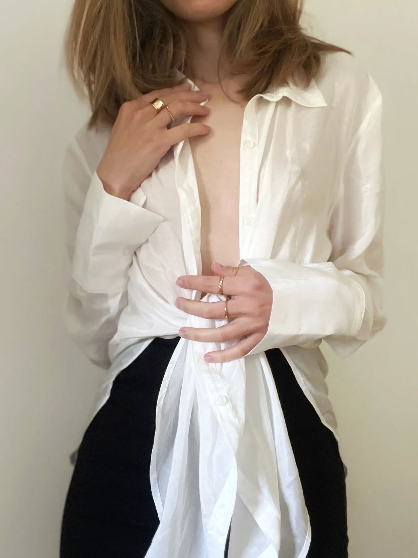Teen colleague is ready to show ass and pussy
