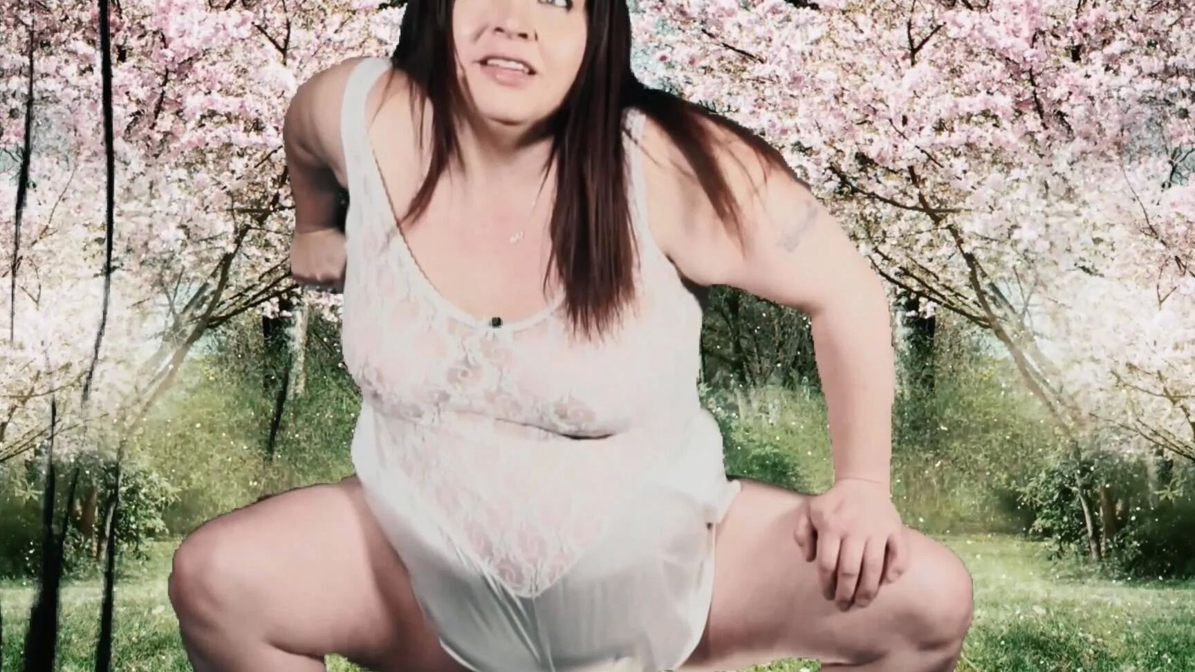 Huge Dildo Pussy Spreading Photoset