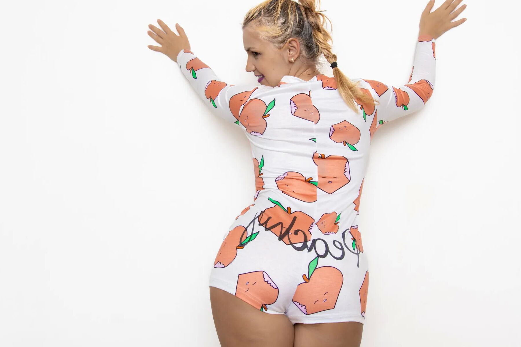 Peach ASS