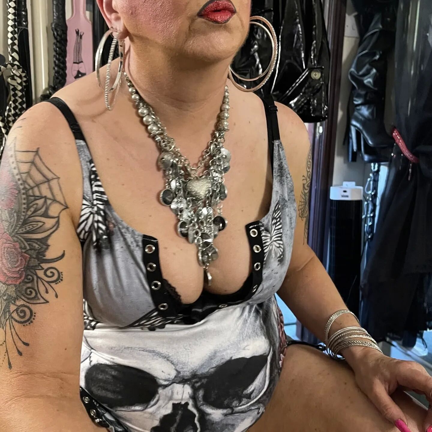 SHIRLEY ANAL WHORE