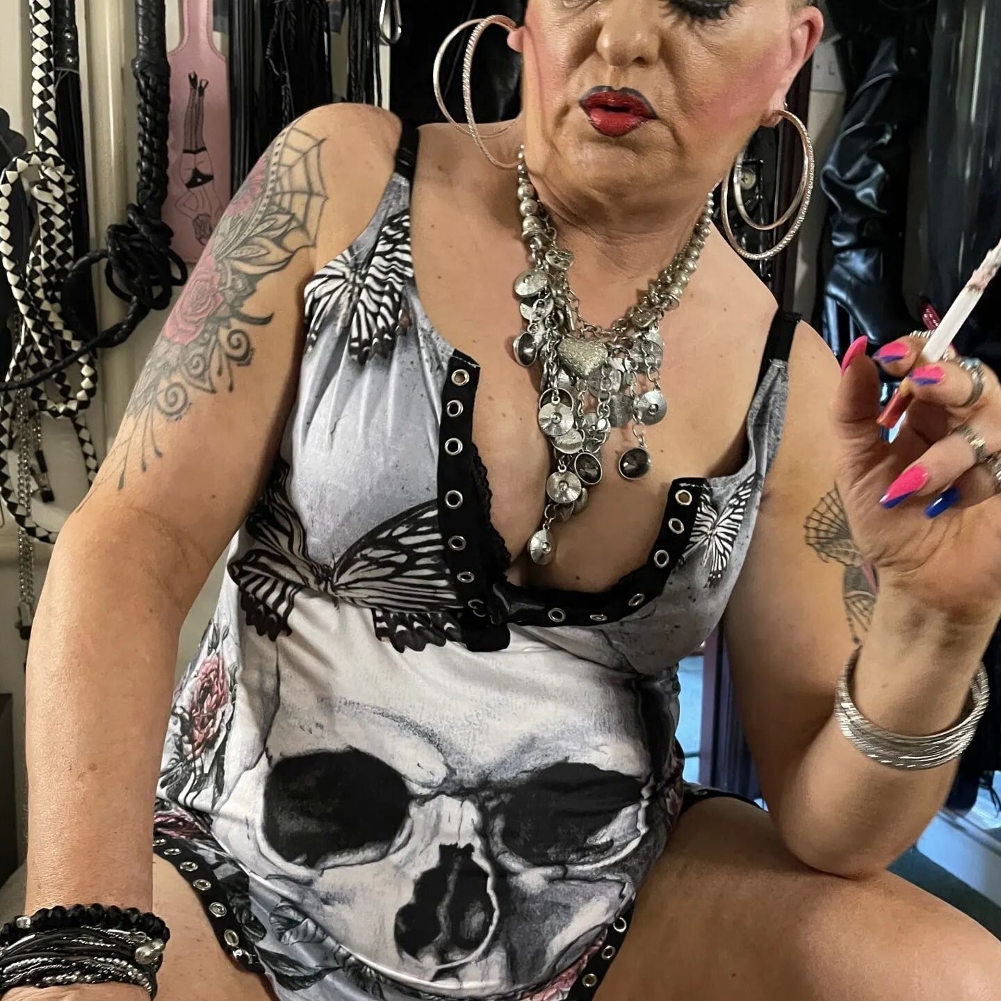 SHIRLEY ANAL WHORE