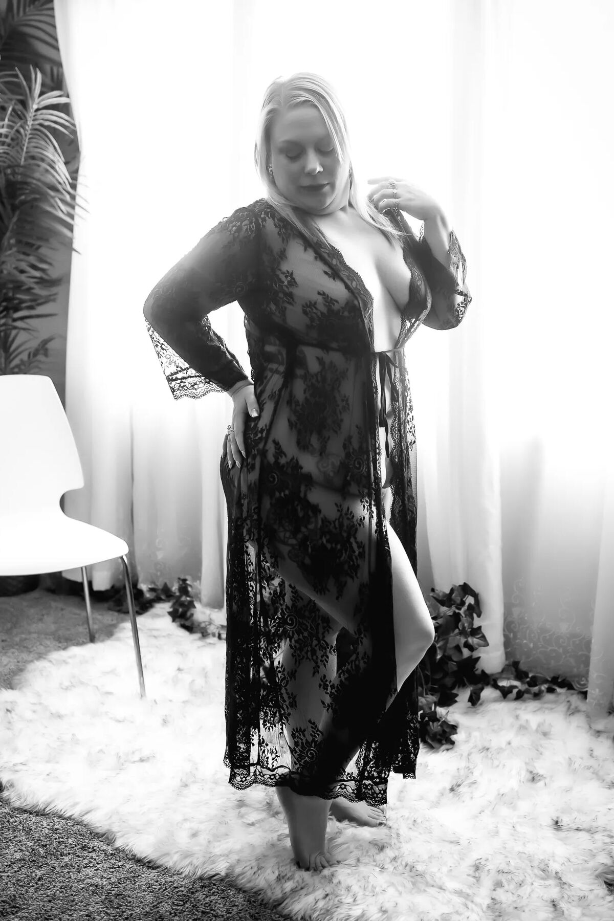 Boudoir model
