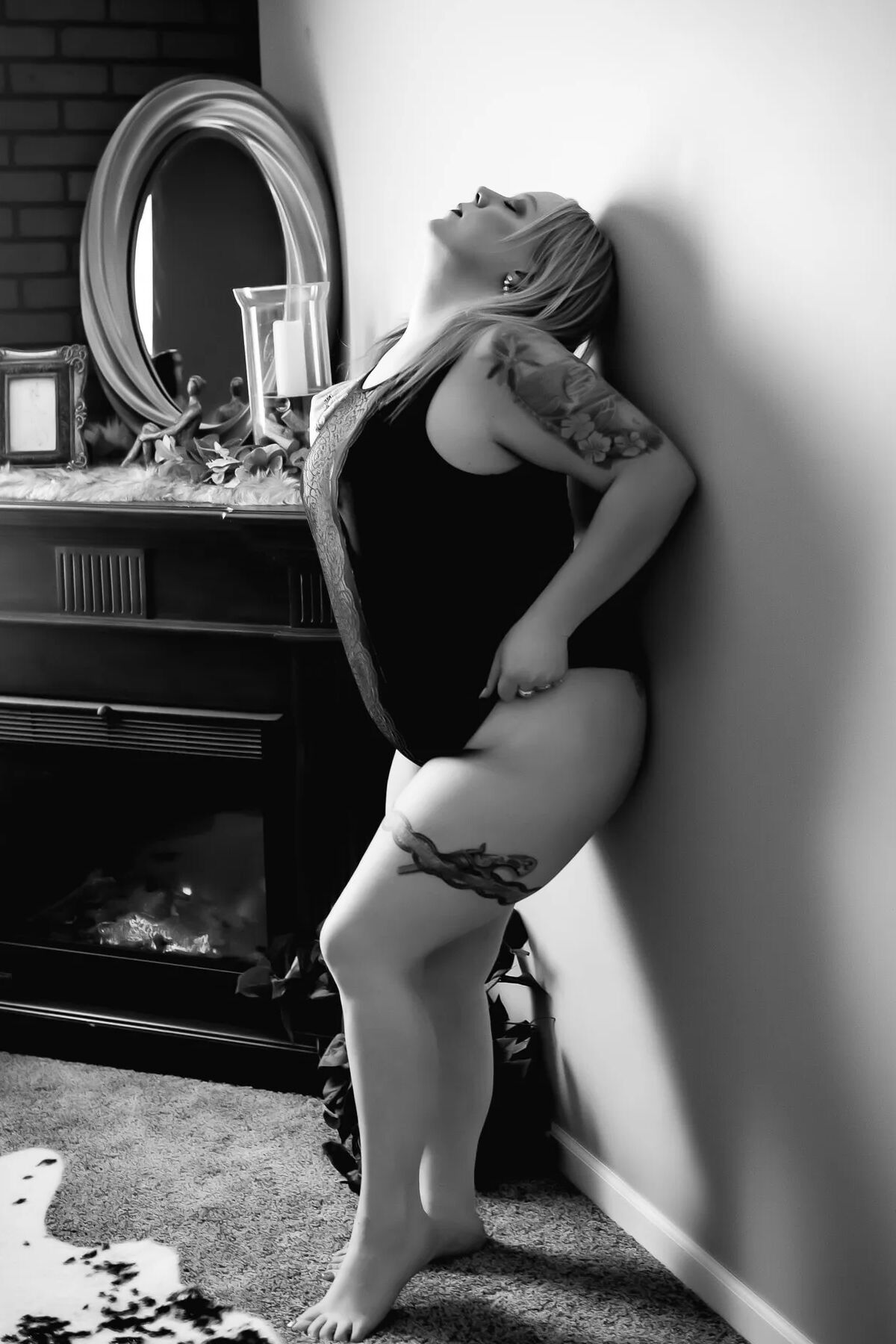 Boudoir model