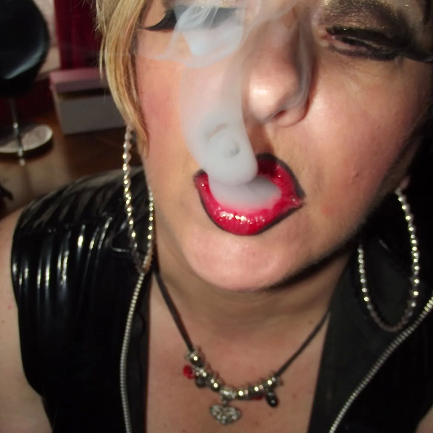 SHIRLEY SLUT 70
