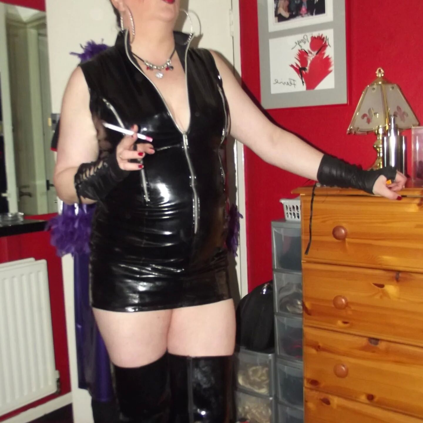 SHIRLEY SLUT 70
