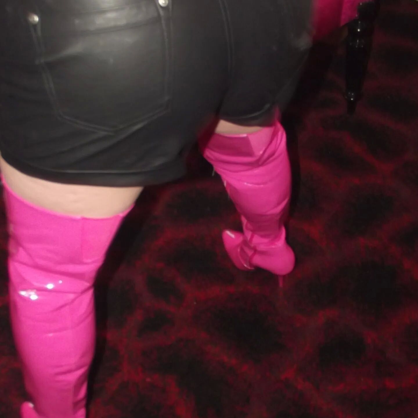 SHIRLEY SLUT 64