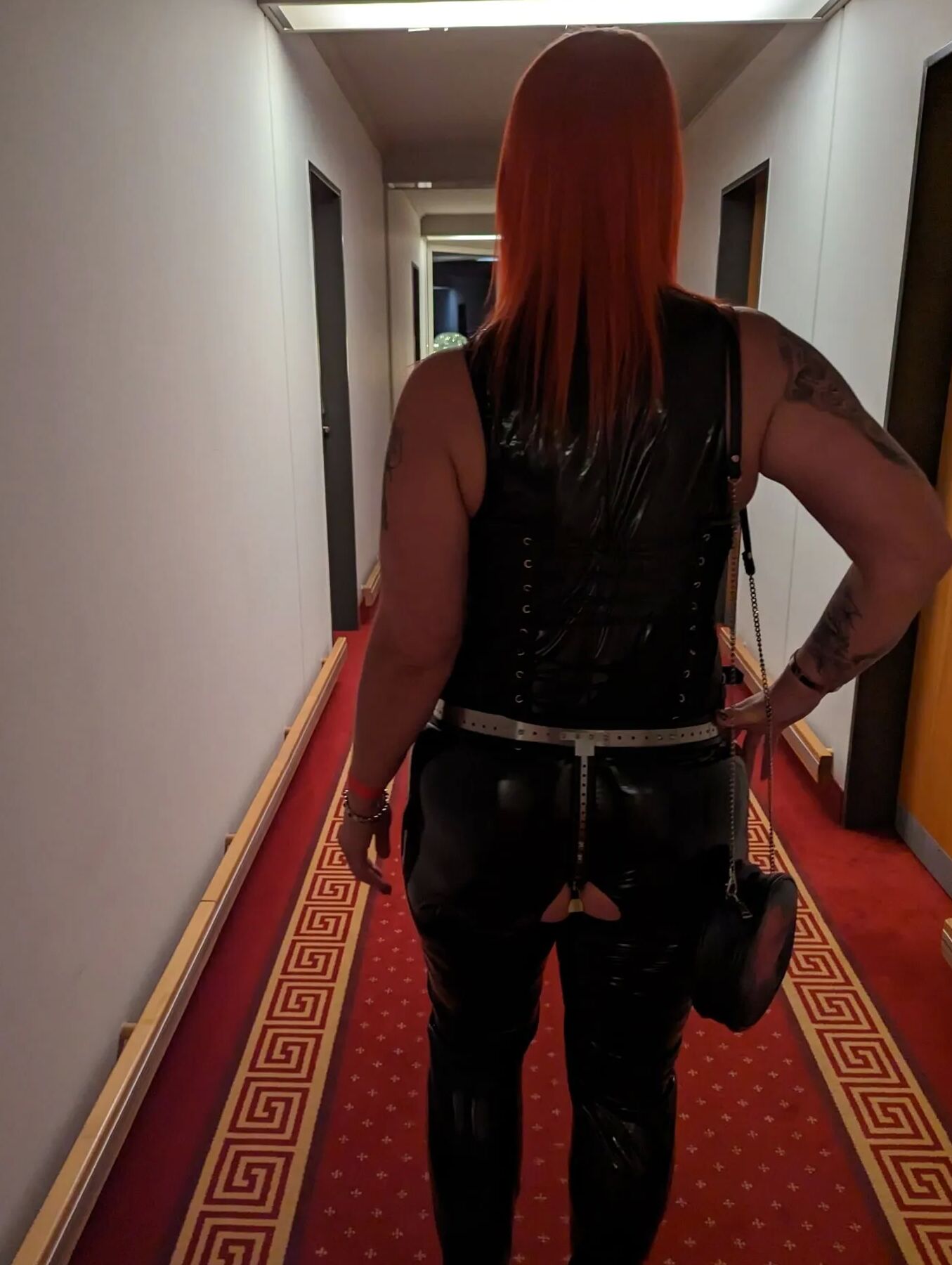 Hotel in outfit