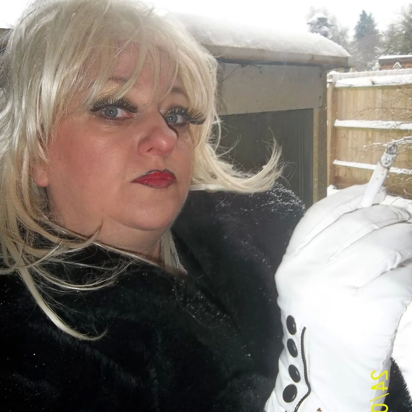 SHIRLEY SLUT 60