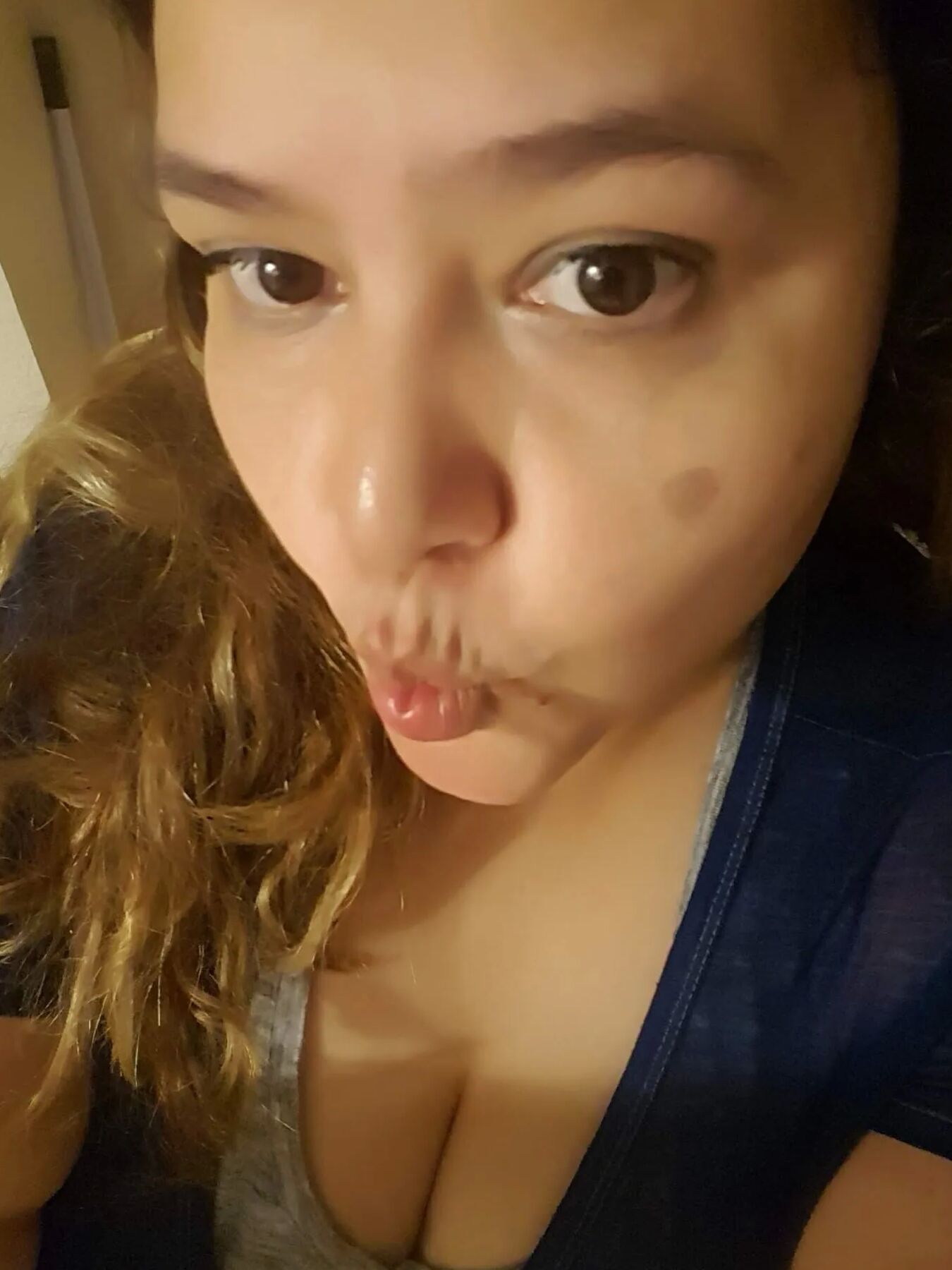 Capricornio77 - BBW kisses