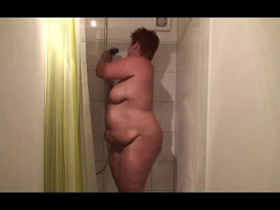 Pee girl