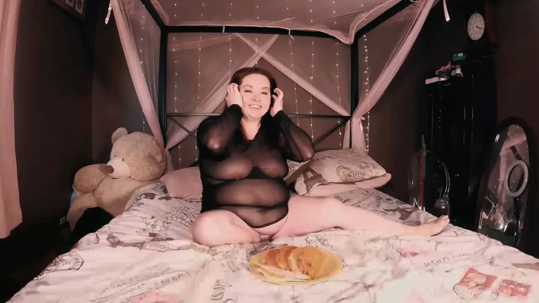 Beautiful Eyes Getting Fat Photoset
