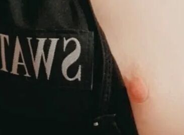 Sexy S.W.A.T. Girl