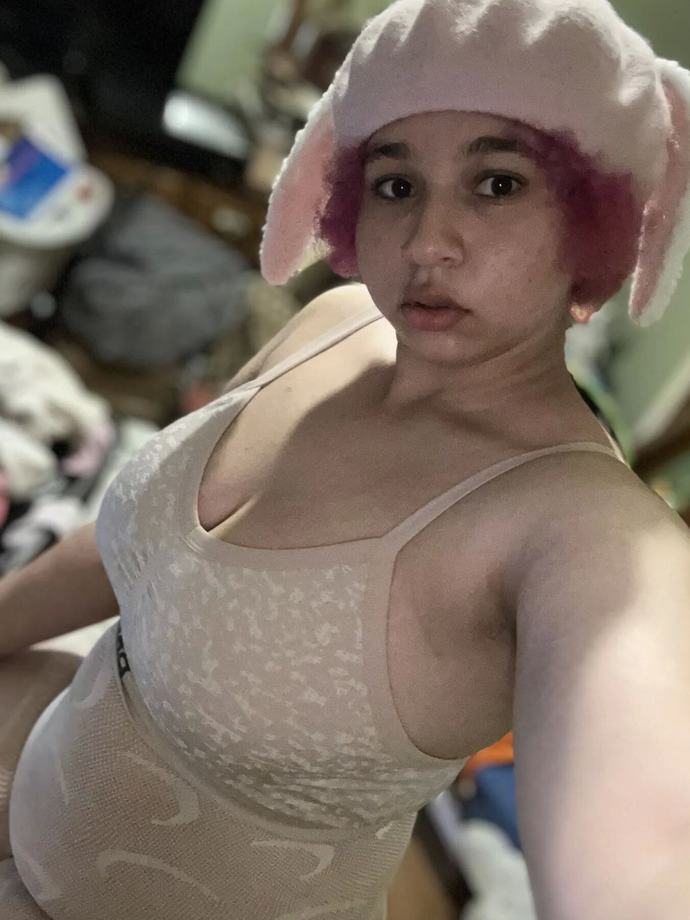 Chubby Bunny girl slut