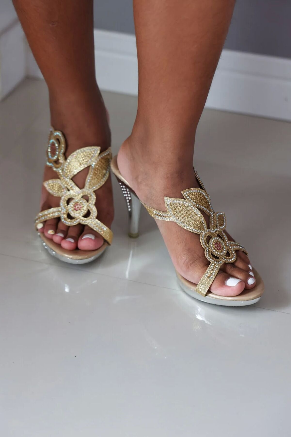 Petite Asian Teen Susy Sky Nylon And High Heels!