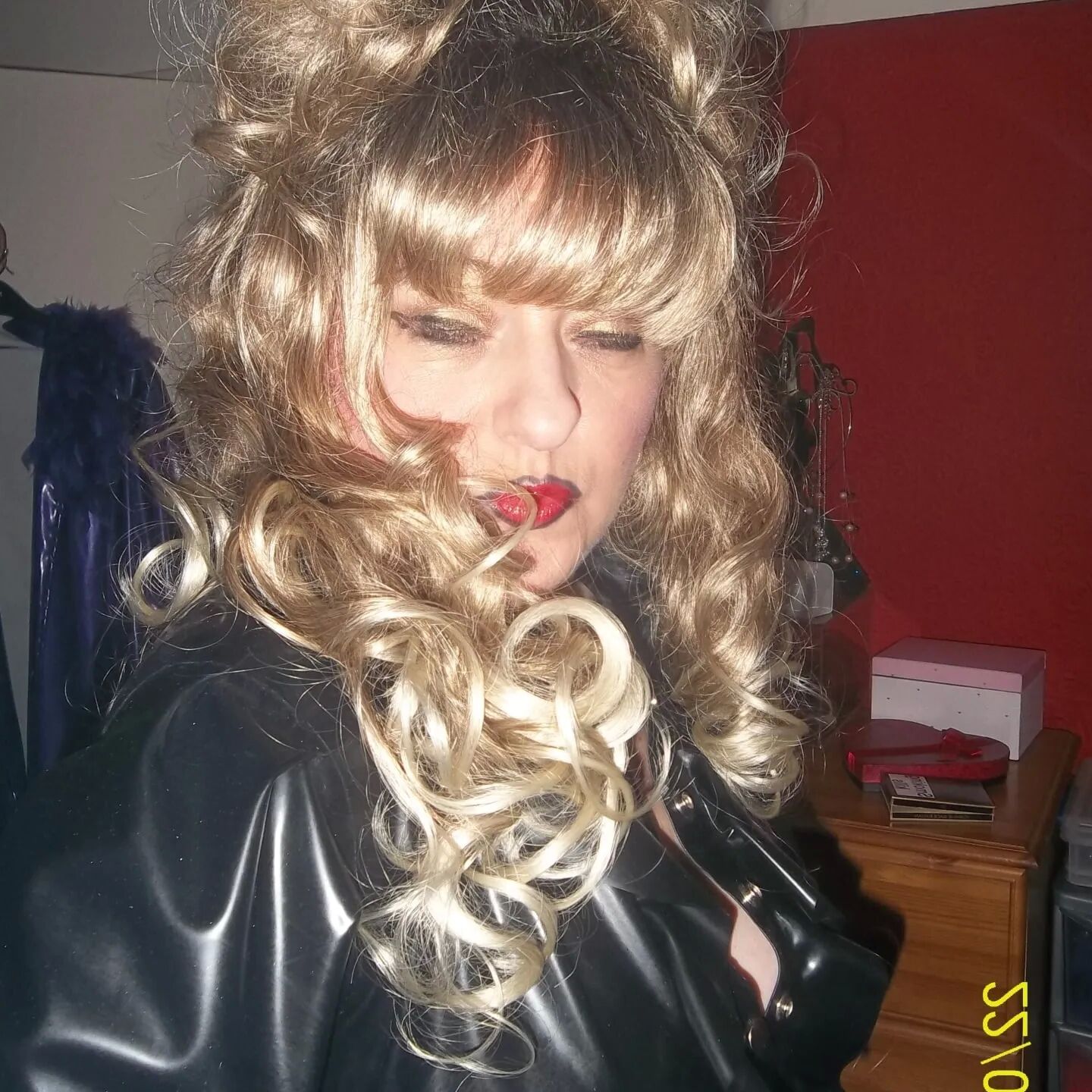 SHIRLEY SLUT 48