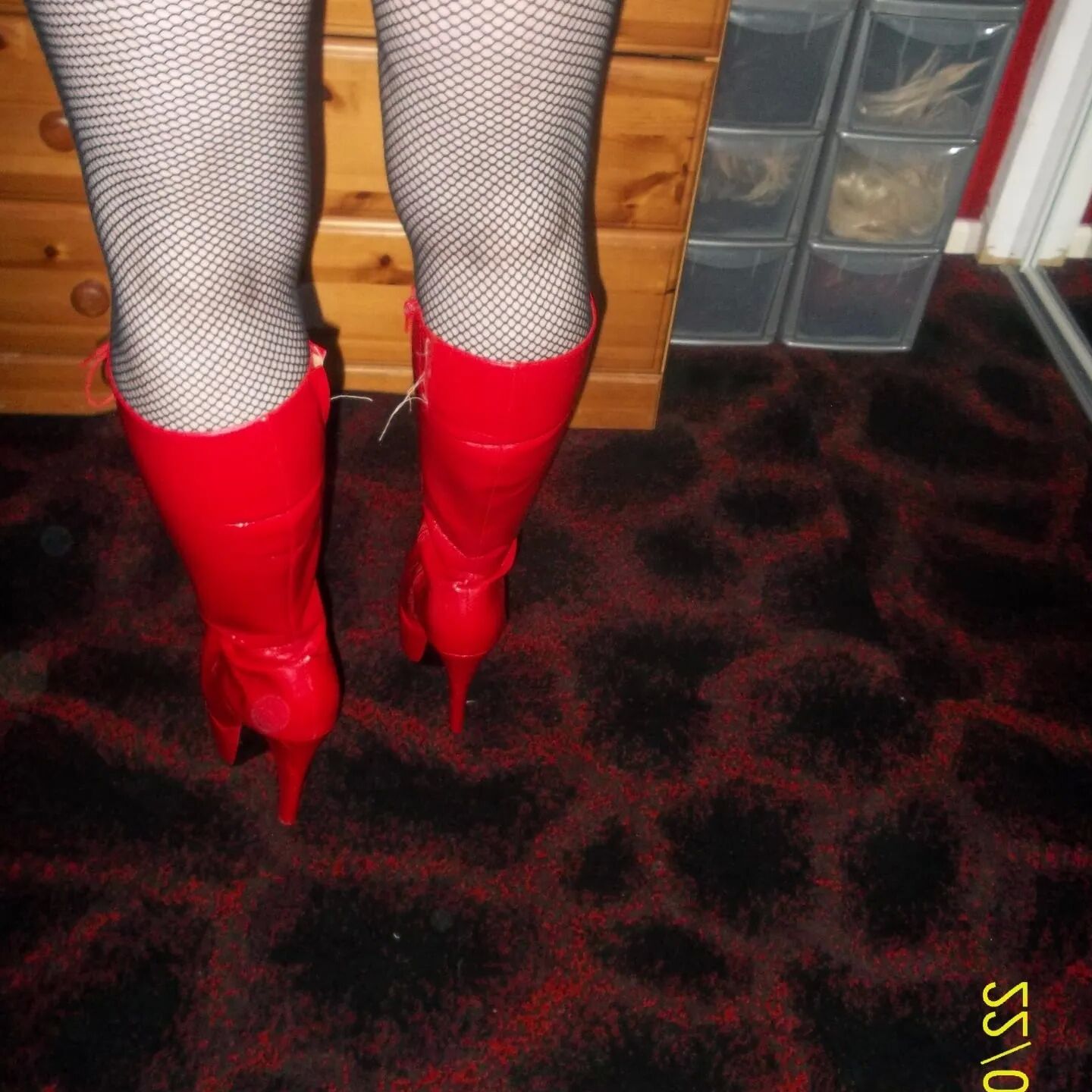 SHIRLEY SLUT 40