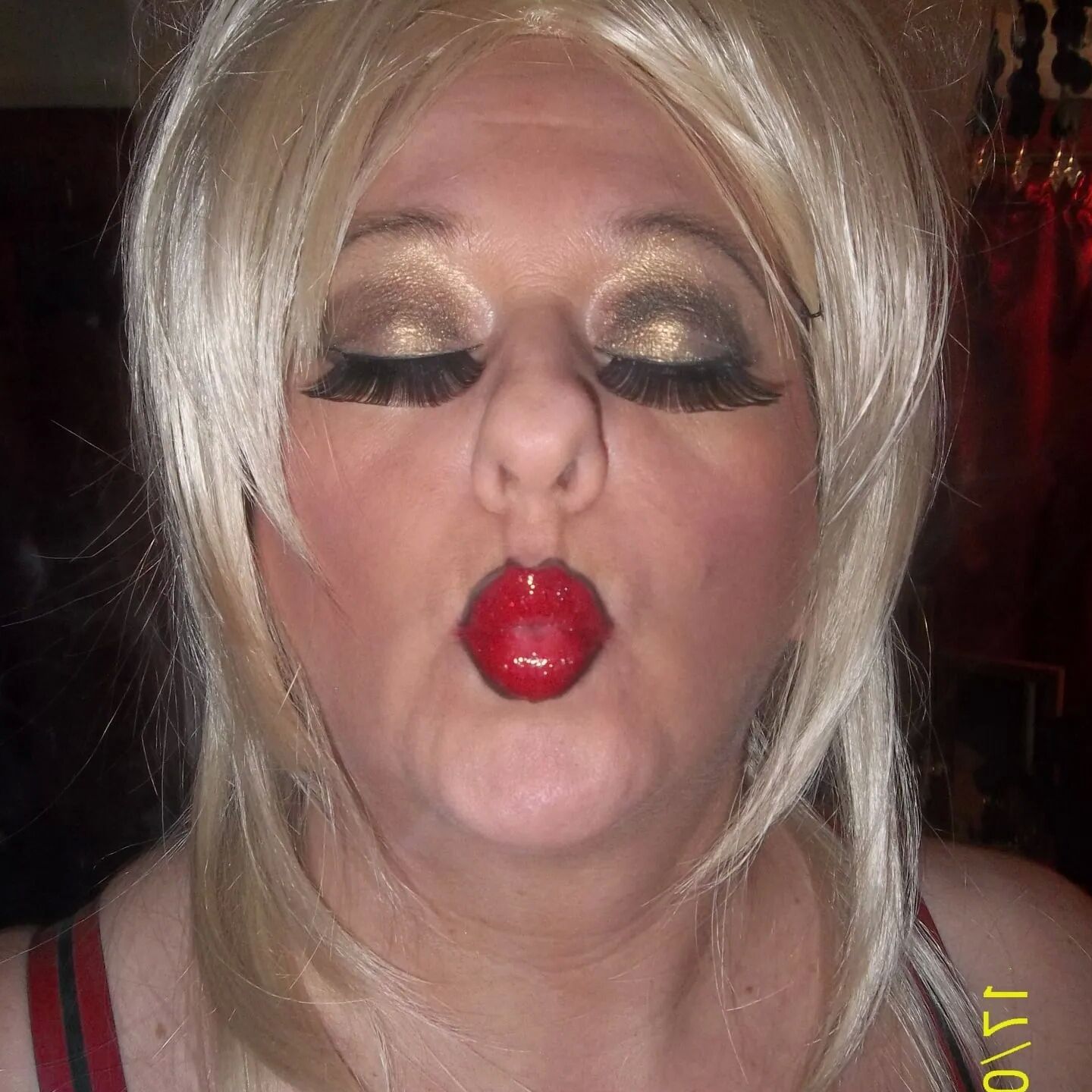 SHIRLEY SLUT 38