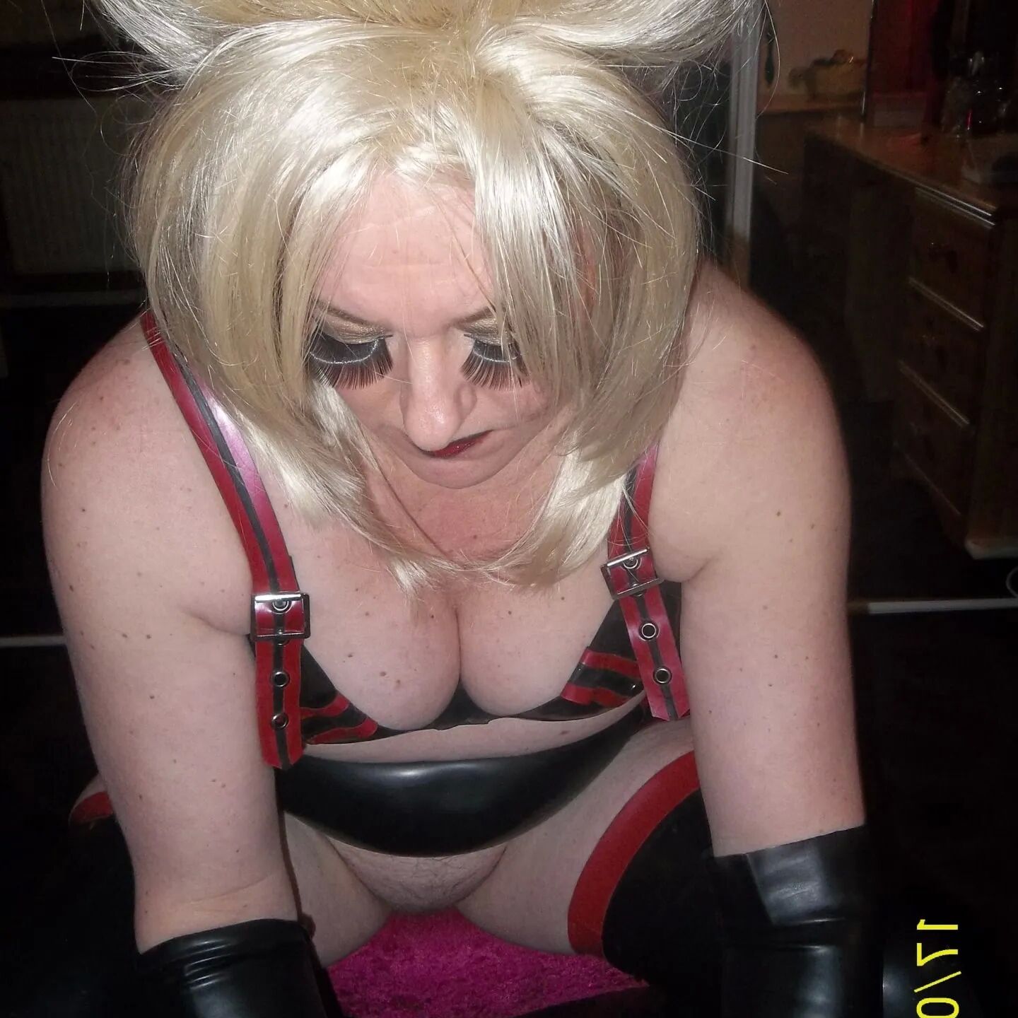 SHIRLEY SLUT 38