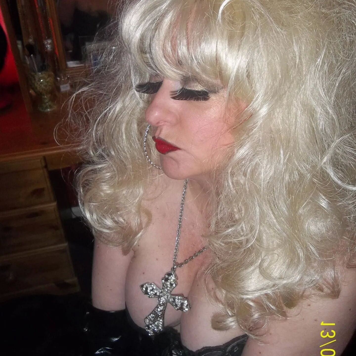 SHIRLEY SLUT 36