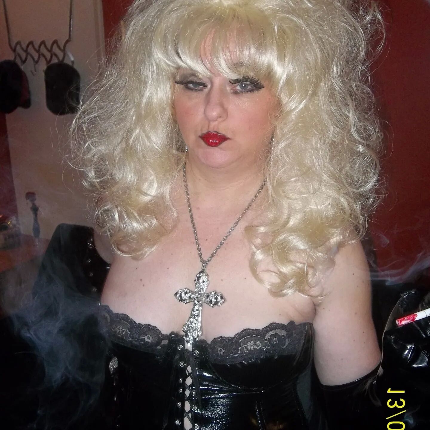 SHIRLEY SLUT 36