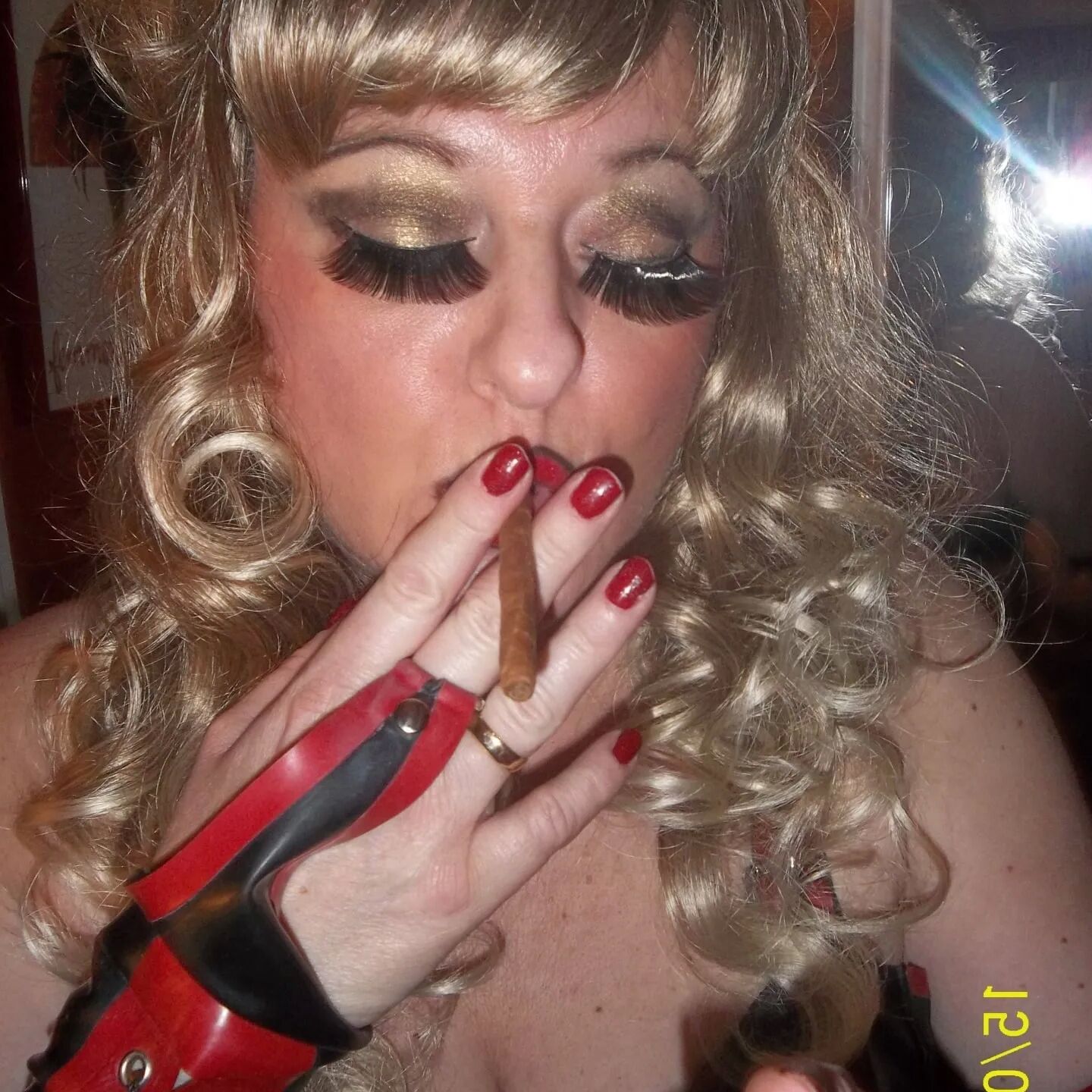 SHIRLEY SLUT 37