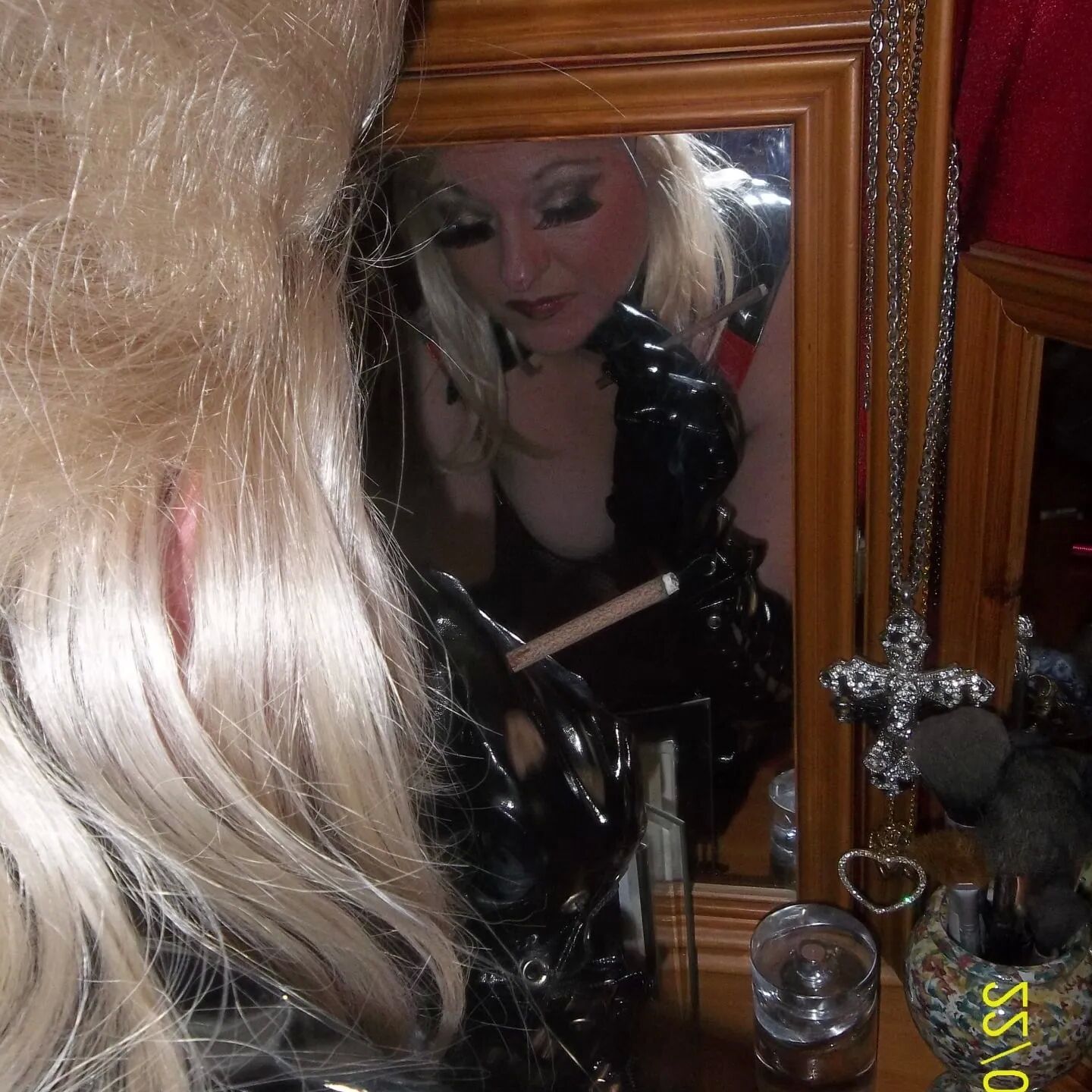 SHIRLEY SLUT 40