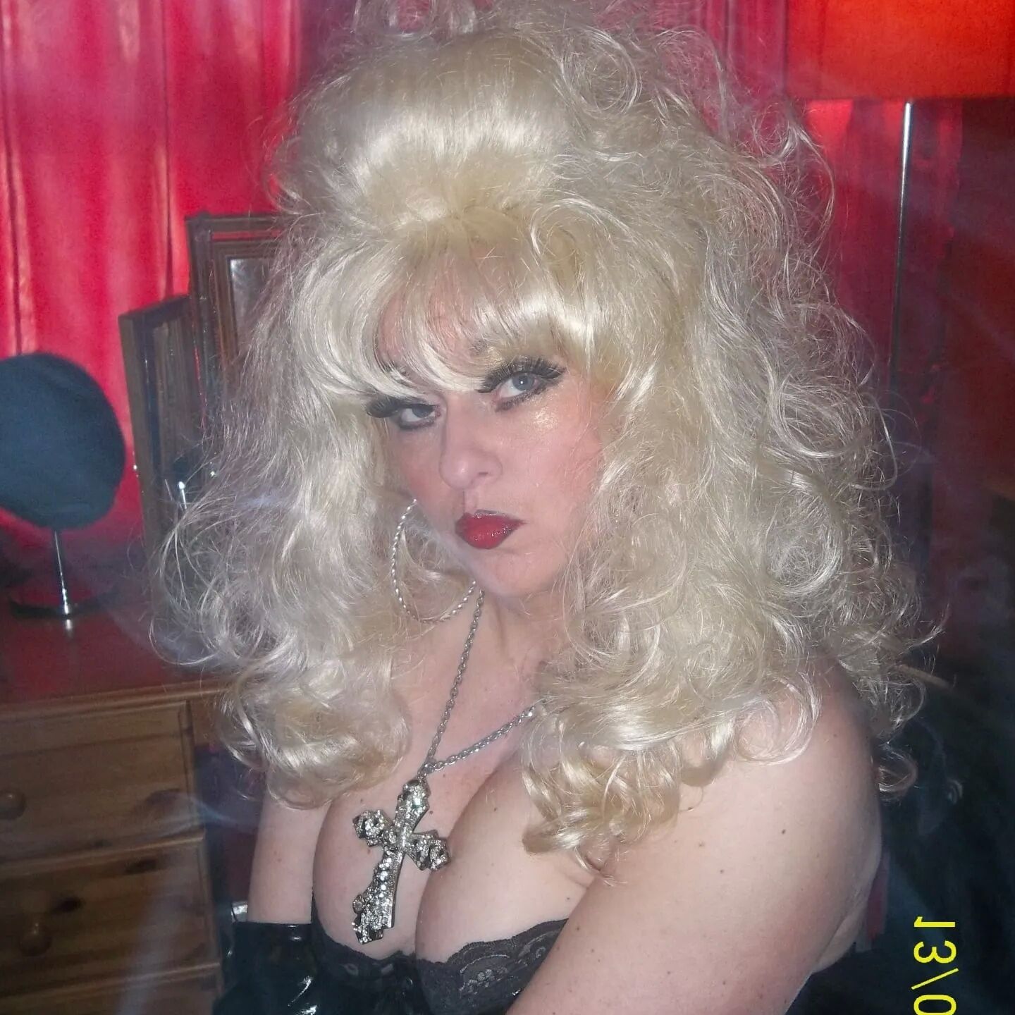 SHIRLEY SLUT 36