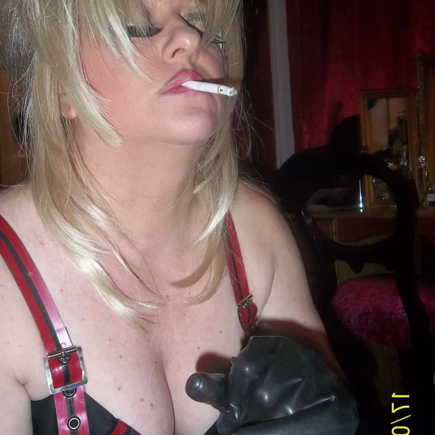 SHIRLEY SLUT 38
