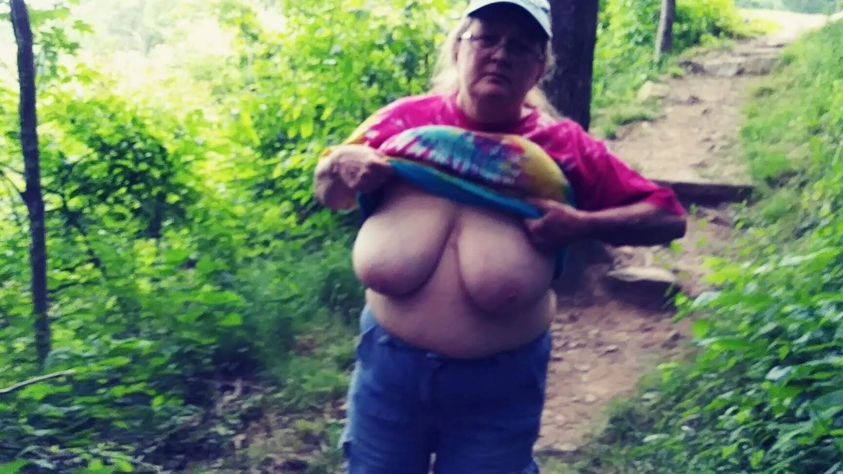 Sue Naked Again