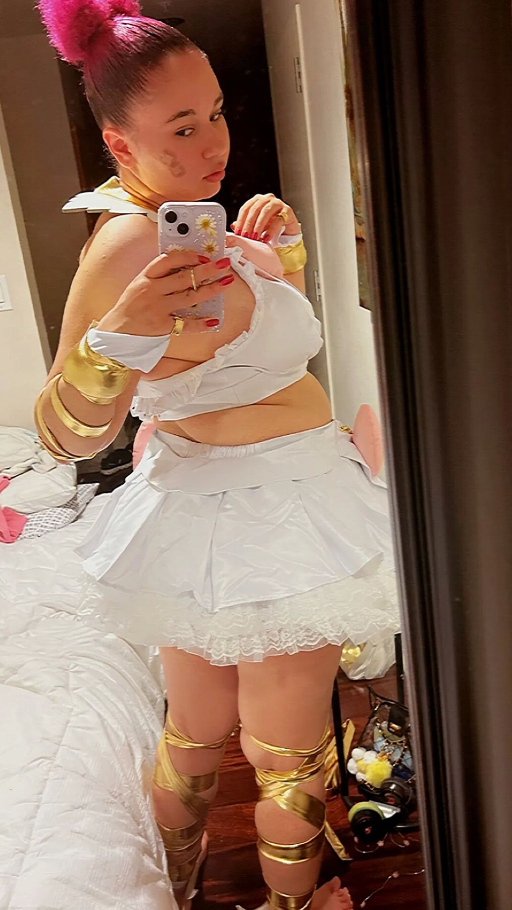 Cute chubby pink hair slut