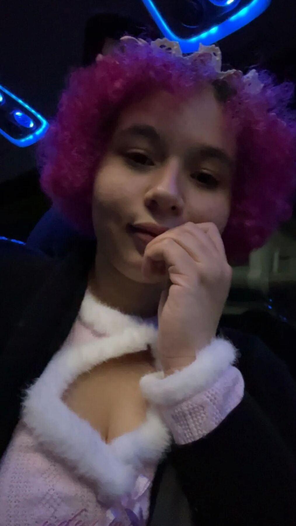 Cute chubby pink hair slut