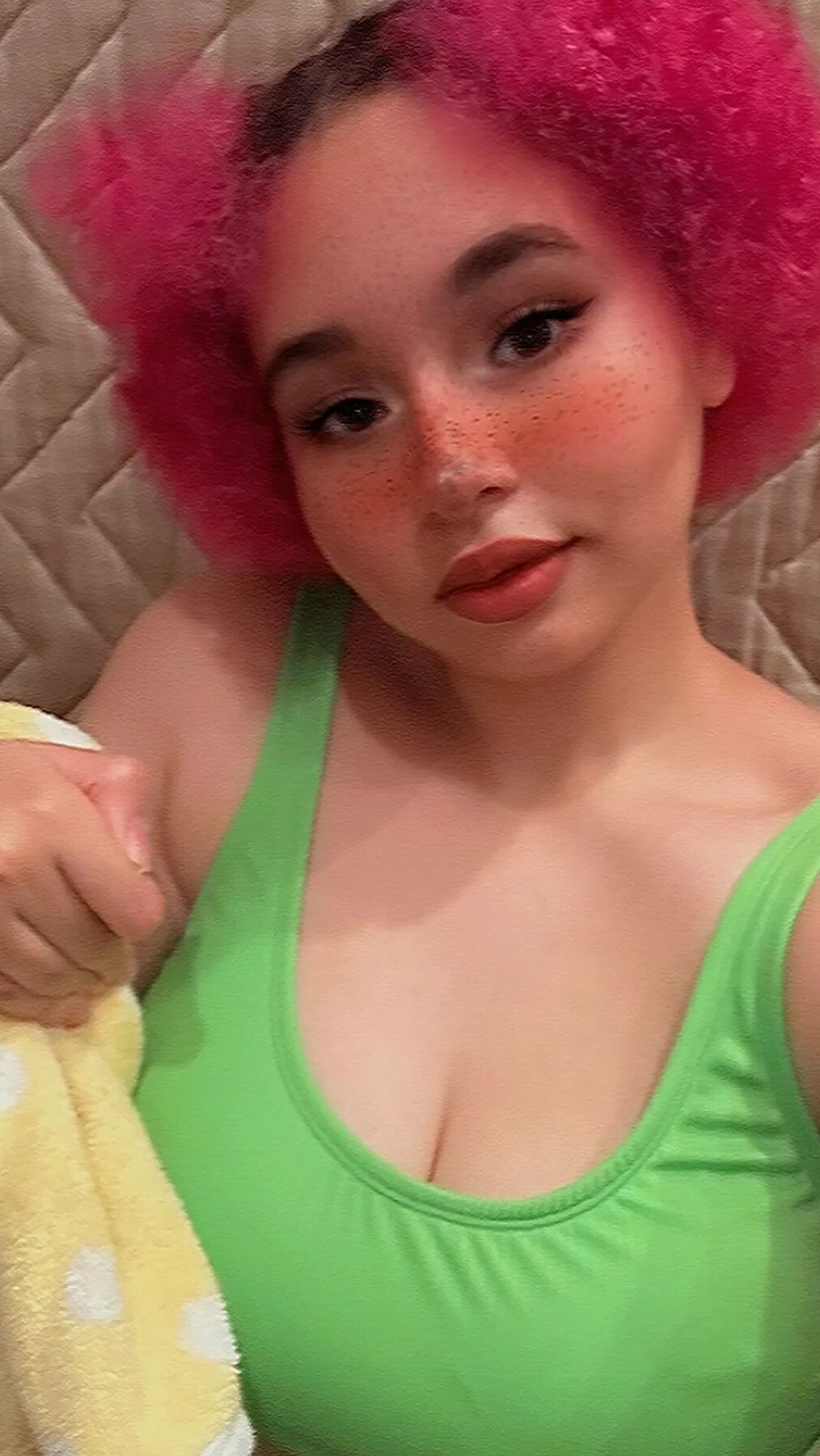 Cute chubby pink hair slut