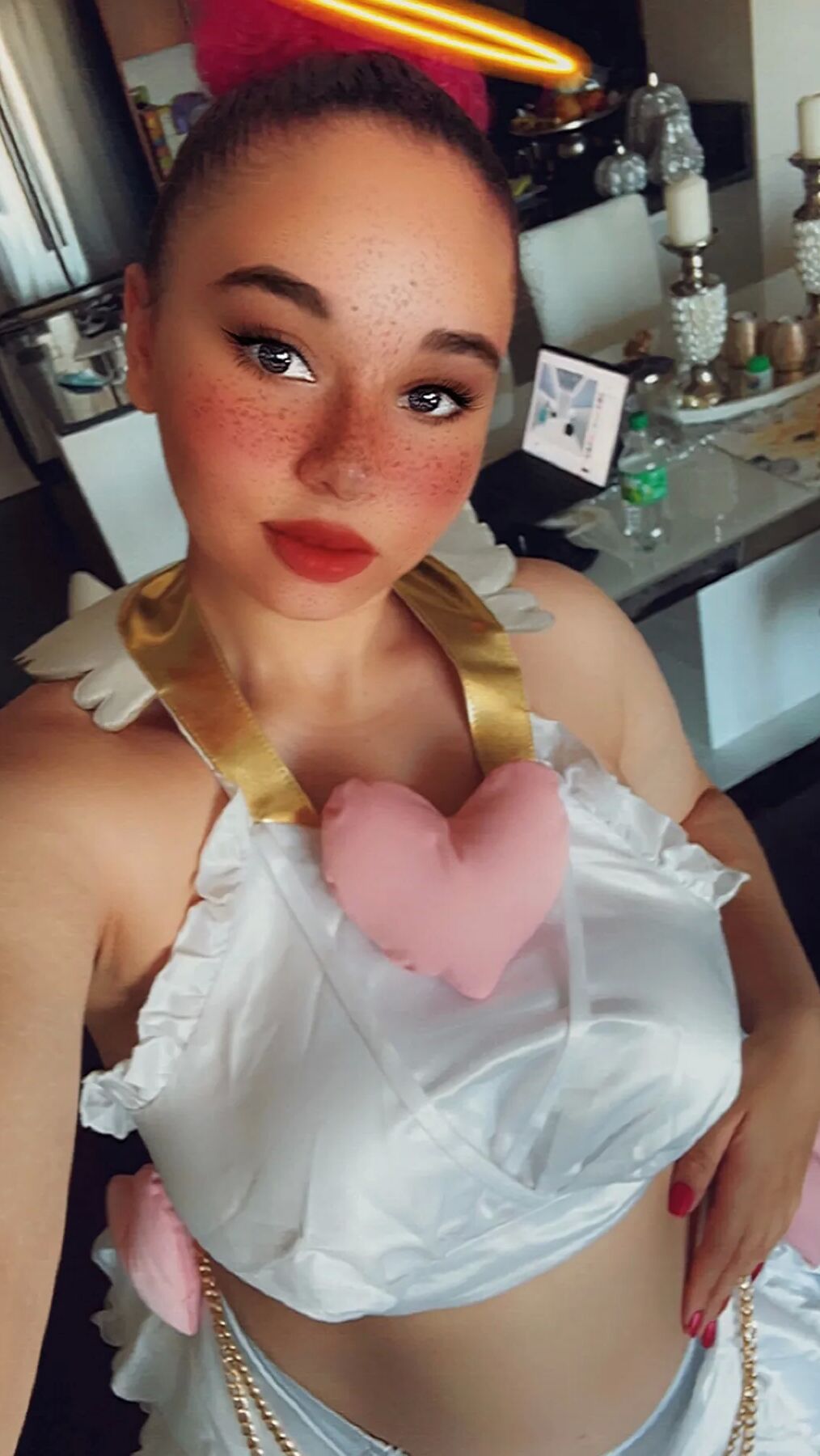 Cute chubby pink hair slut