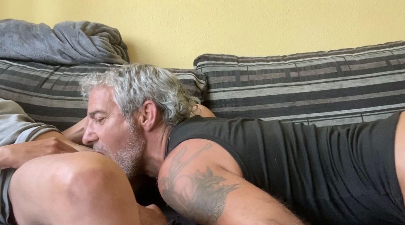 EATING PUSSY (VÍDEO SEX WITH PASSION)