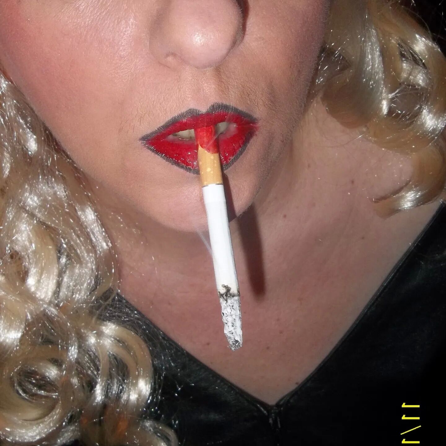 SHIRLEY SLUT 27