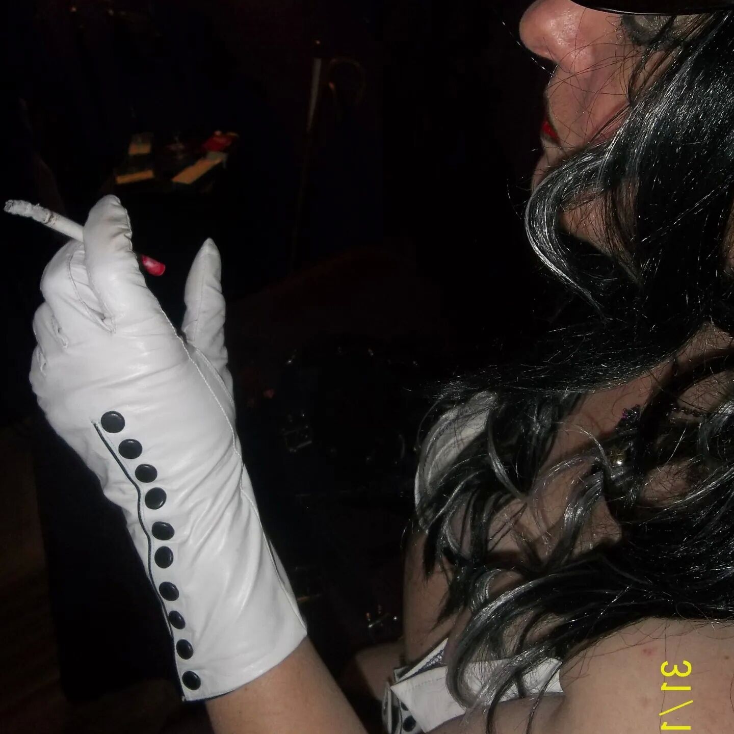SHIRLEY SLUT 32