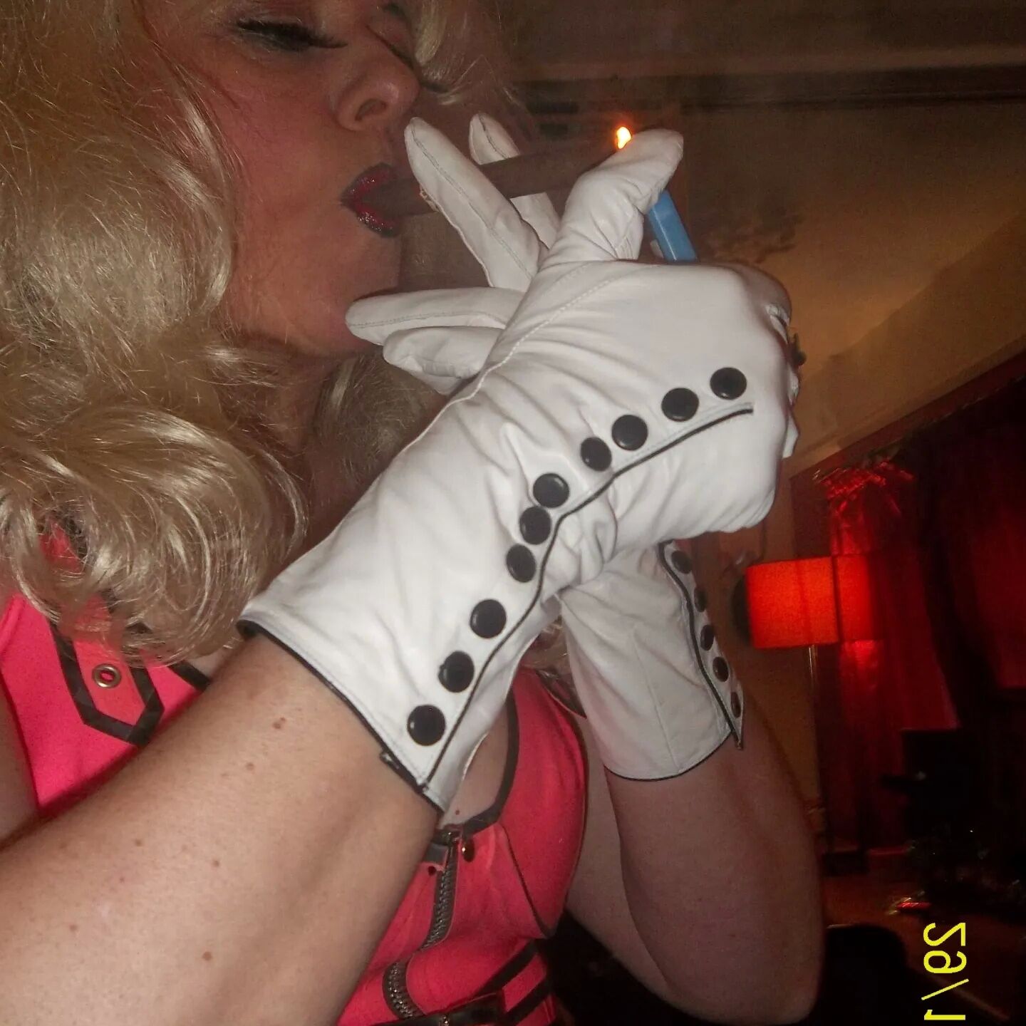 SHIRLEY SLUT 30