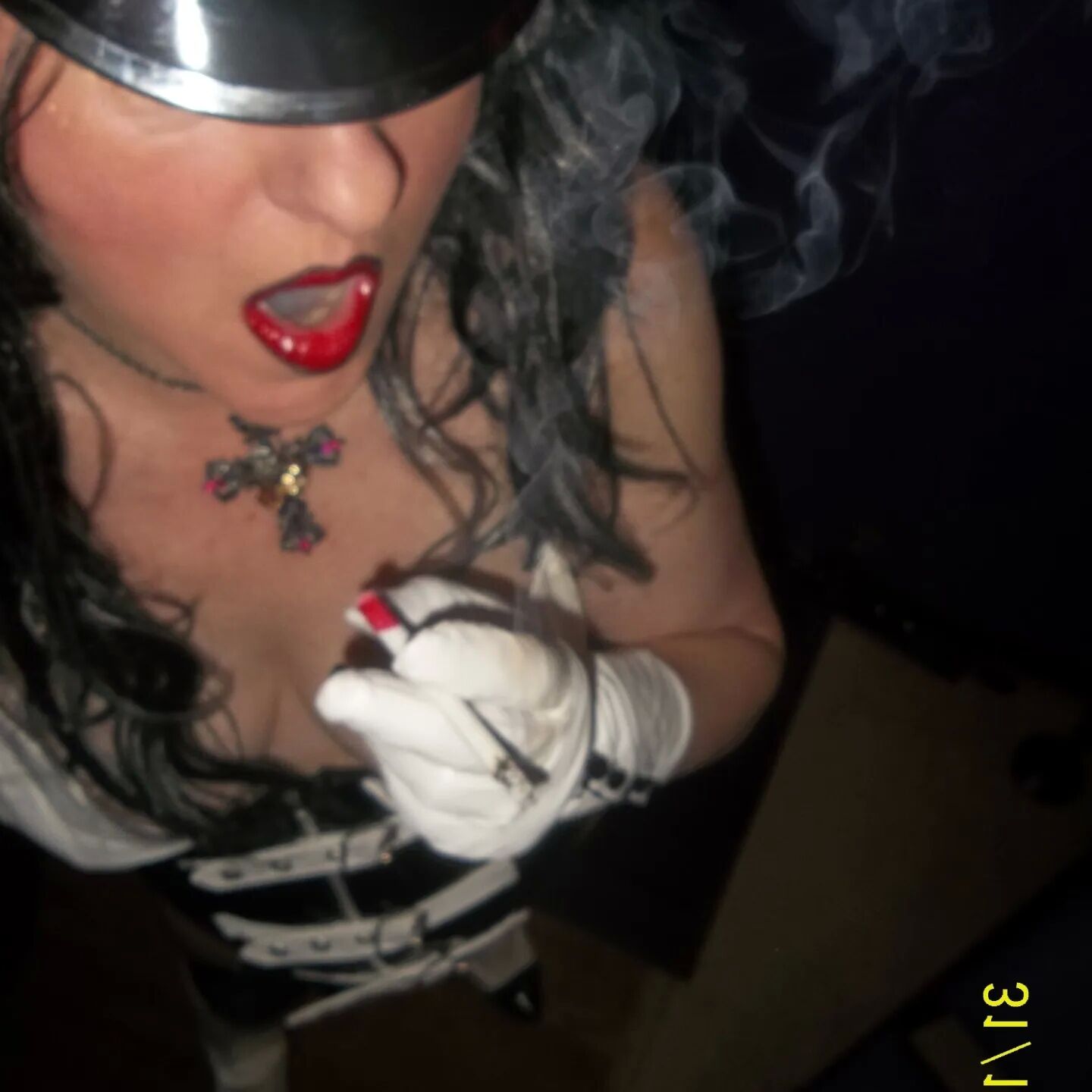 SHIRLEY SLUT 32