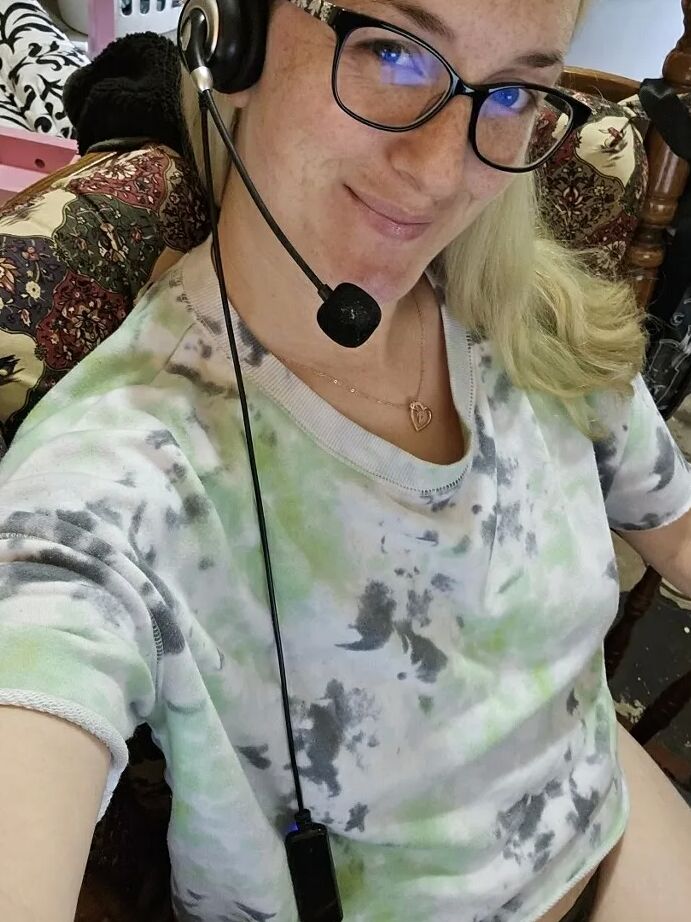 Working remotely has perks - Mama_Foxx94