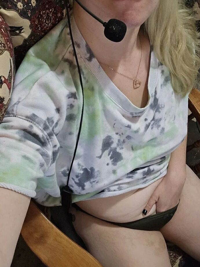 Working remotely has perks - Mama_Foxx94