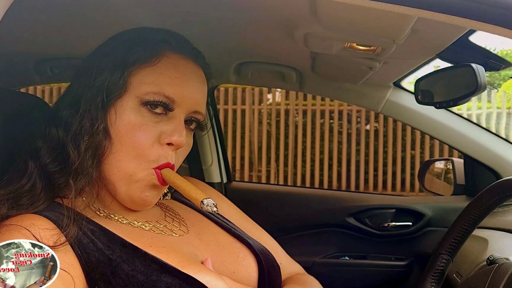Smoking Cigar Lovers