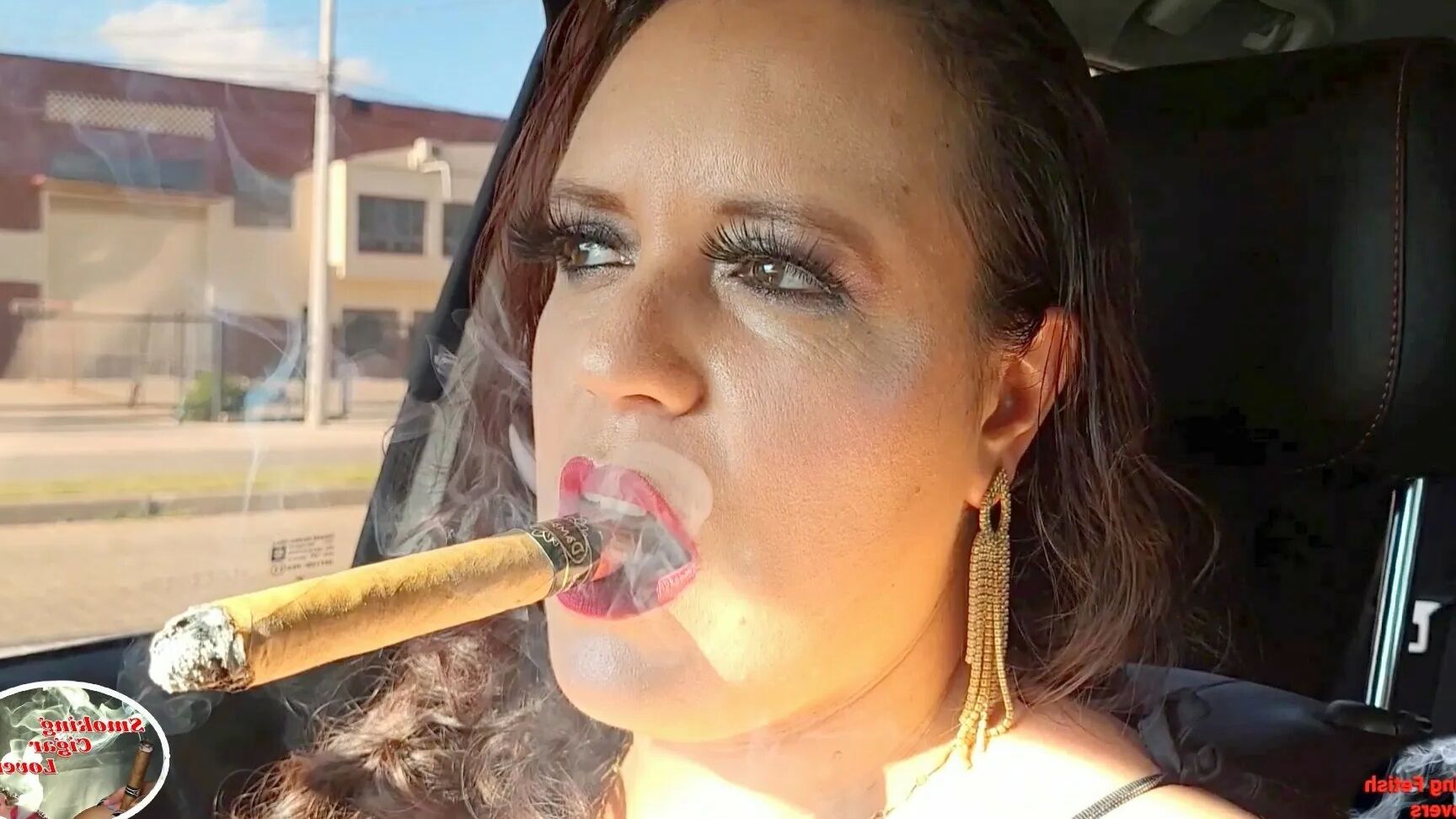 Smoking Cigar Lovers