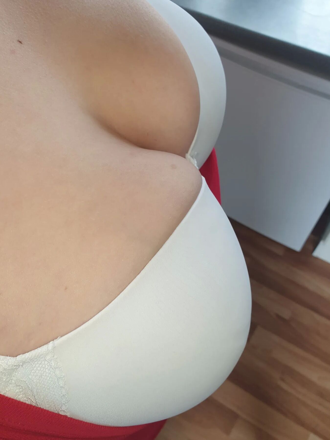 Huge natural BBW tits!