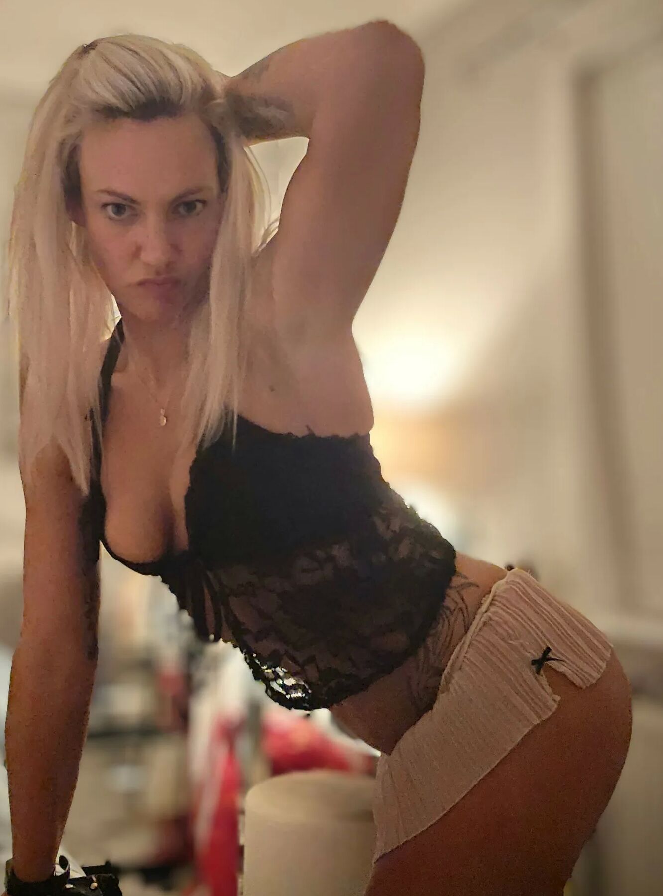 Milf @ Home iMay