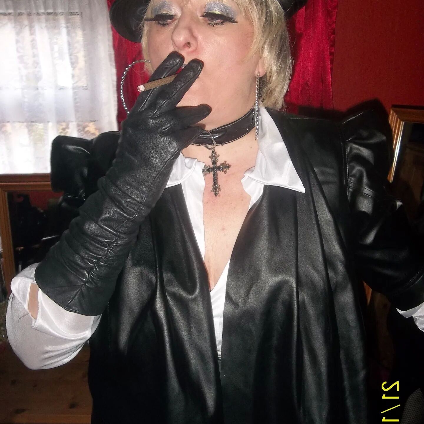 SHIRLEY SLUT 15