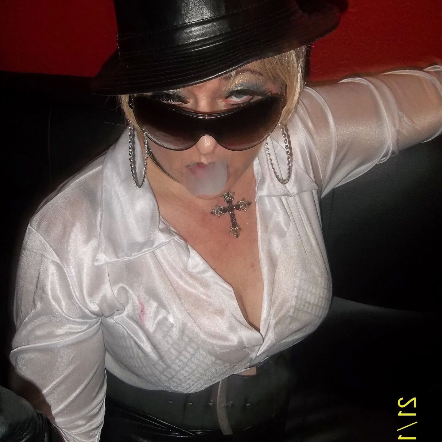 SHIRLEY SLUT 15