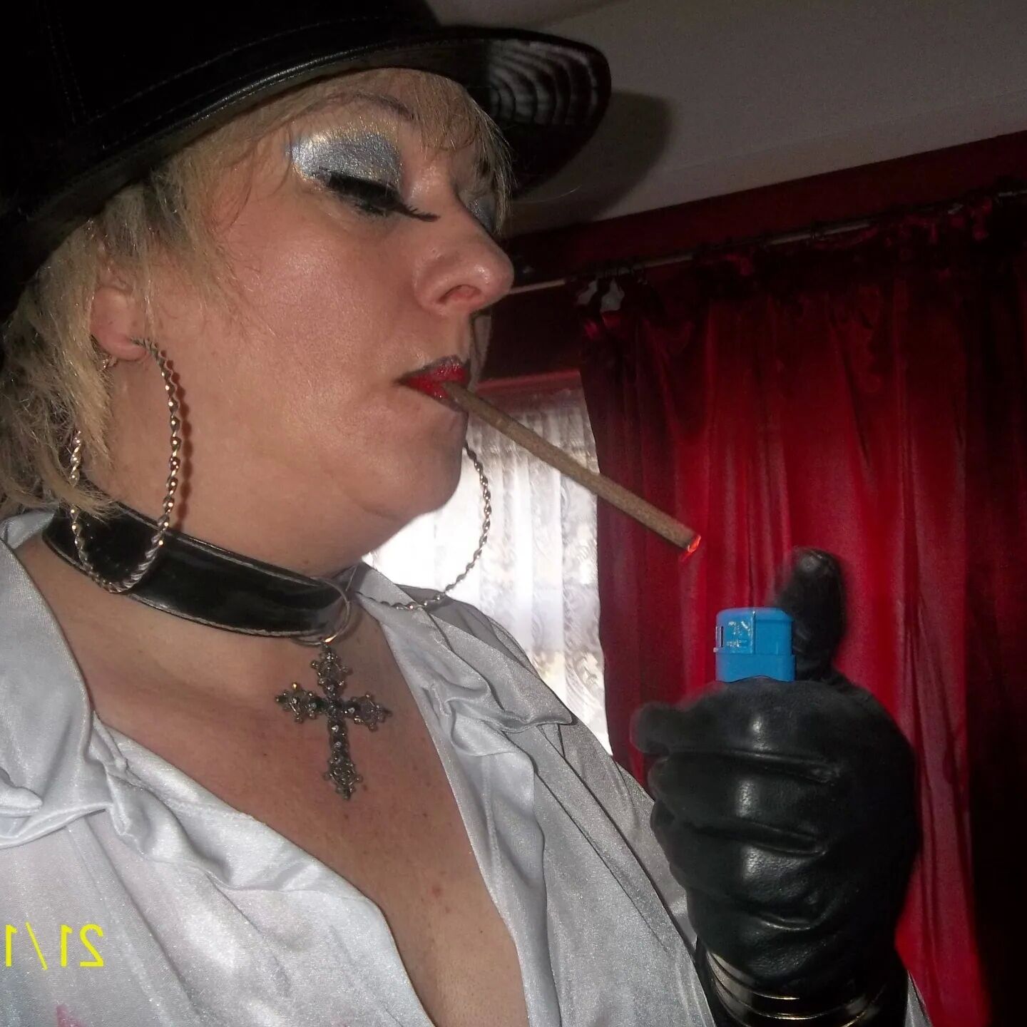 SHIRLEY SLUT 15