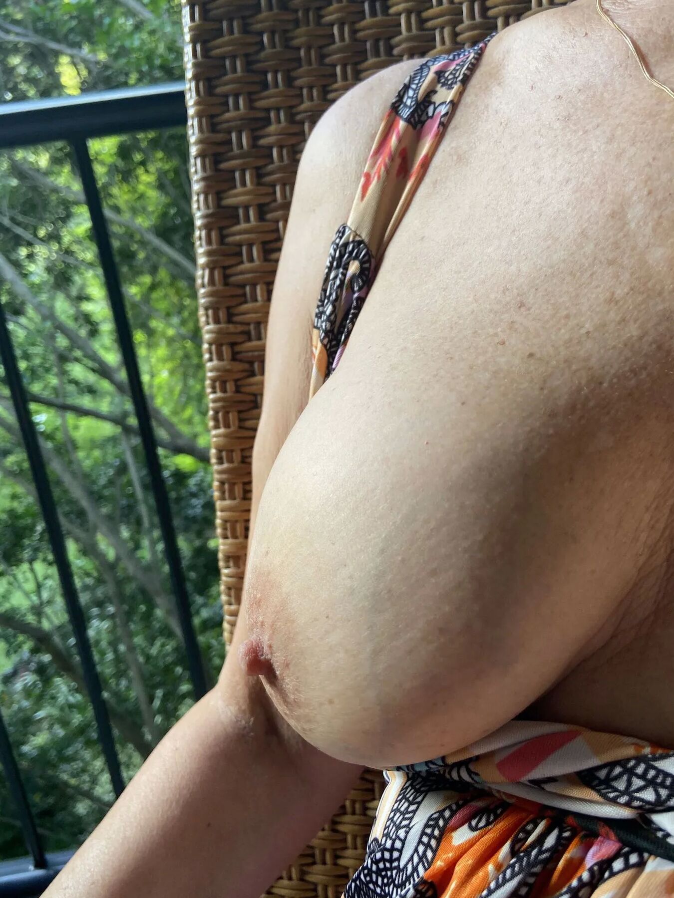 Mature - AirBNB Posing